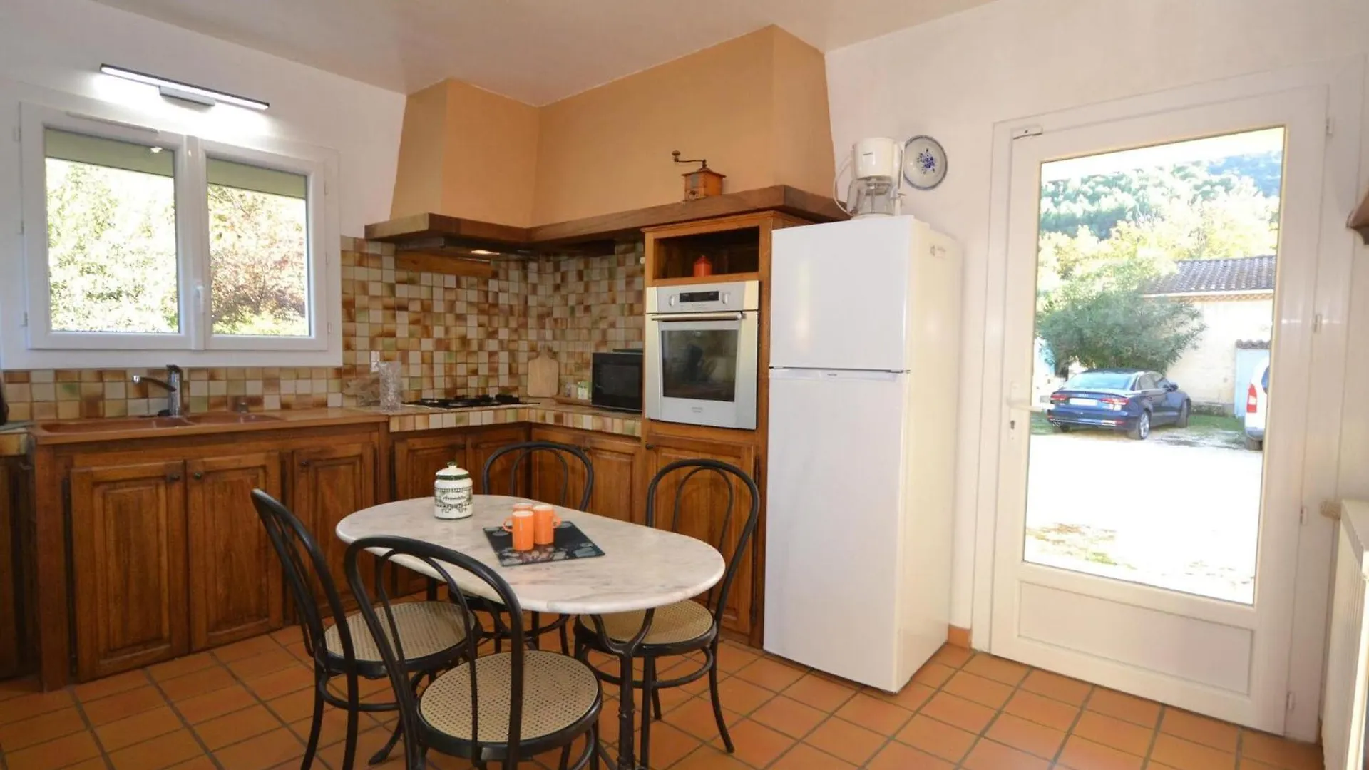 Superb House With Pool Near The Luberon Villa Oppede